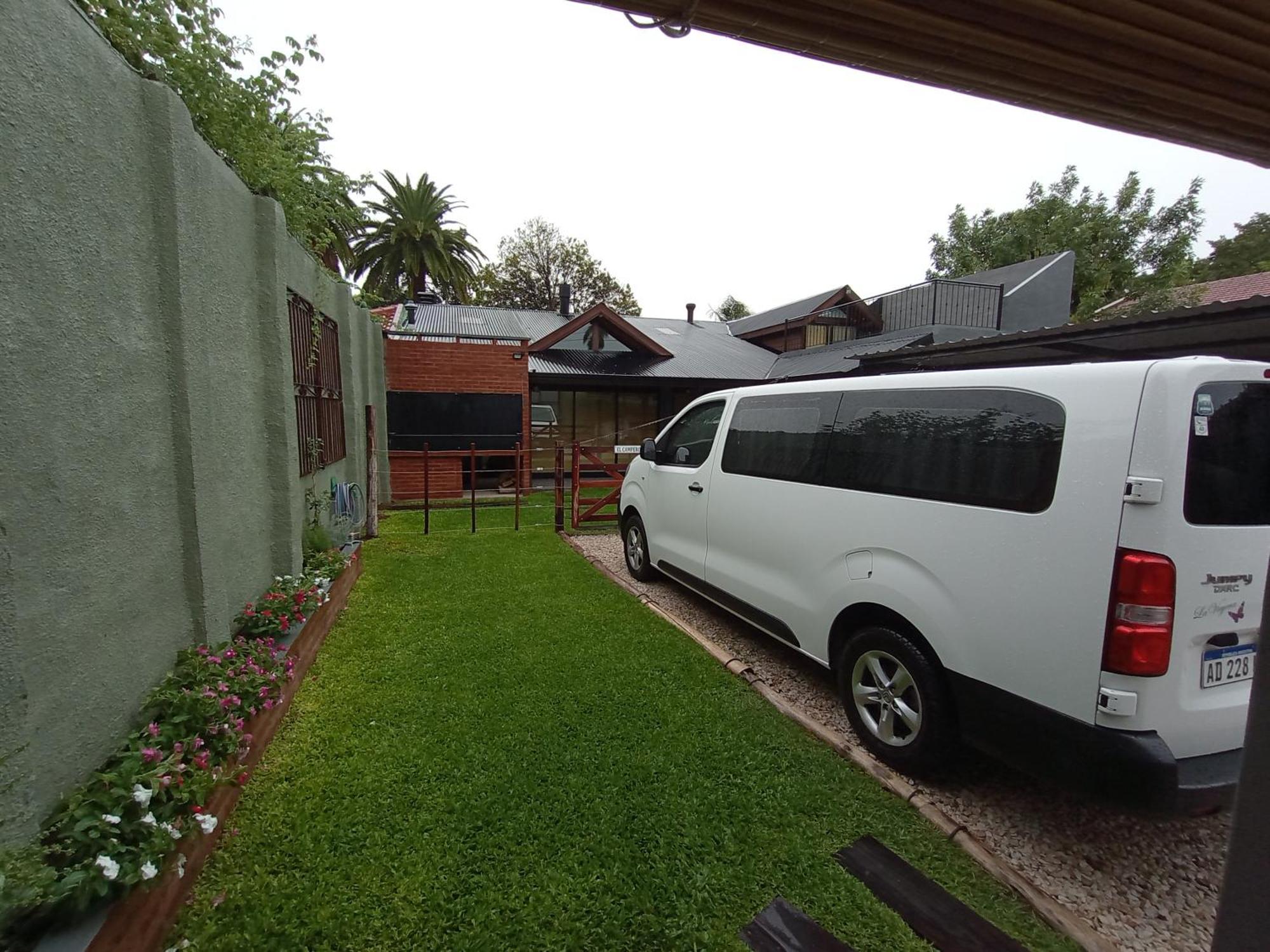 Ferienwohnung Escala Ezeiza Loft Con Desayuno Luis Guillon Exterior foto