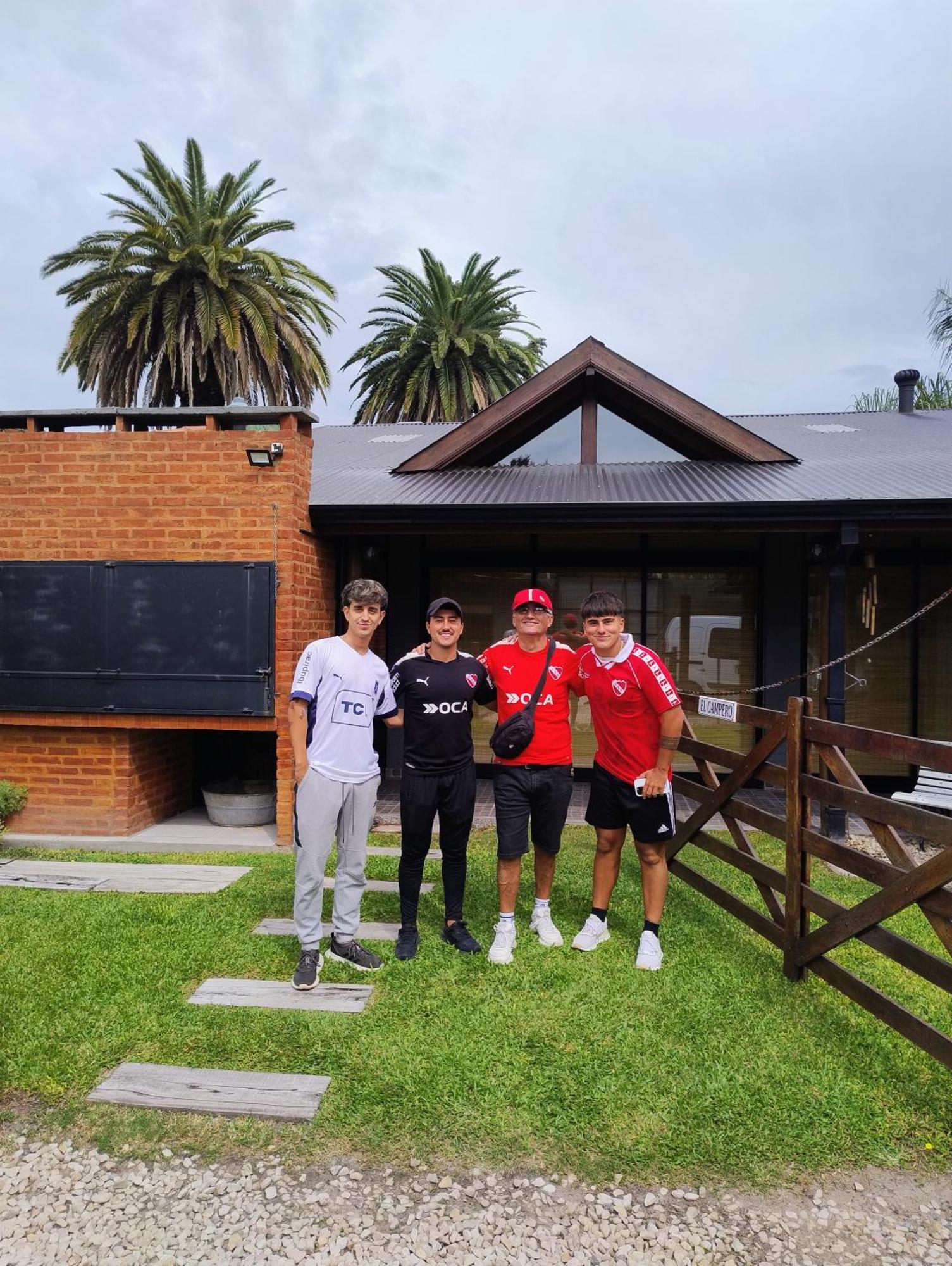 Ferienwohnung Escala Ezeiza Loft Con Desayuno Luis Guillon Exterior foto