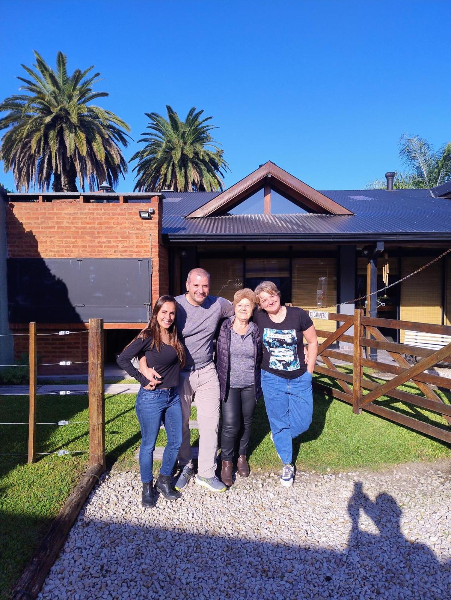 Ferienwohnung Escala Ezeiza Loft Con Desayuno Luis Guillon Exterior foto