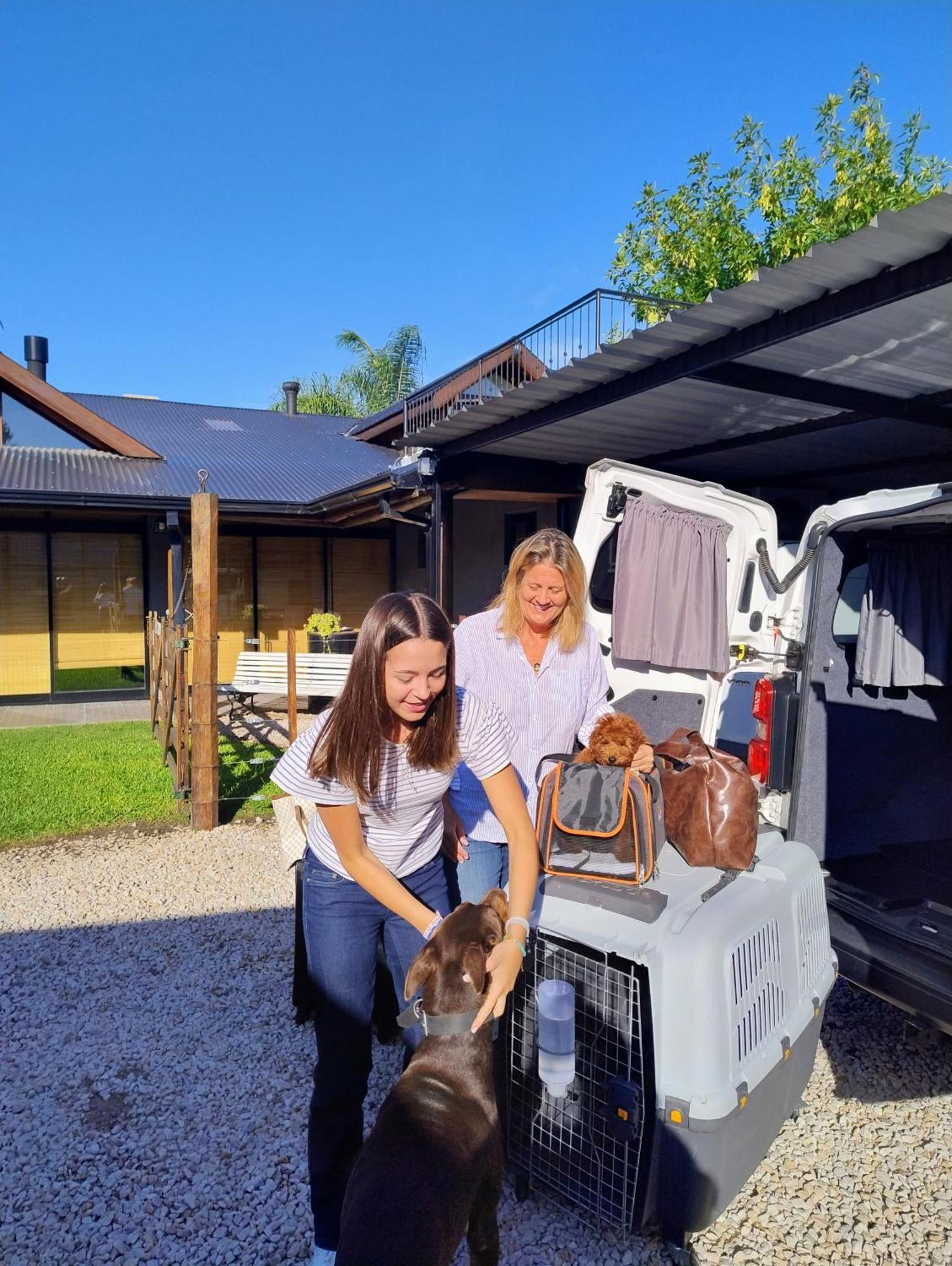 Ferienwohnung Escala Ezeiza Loft Con Desayuno Luis Guillon Exterior foto