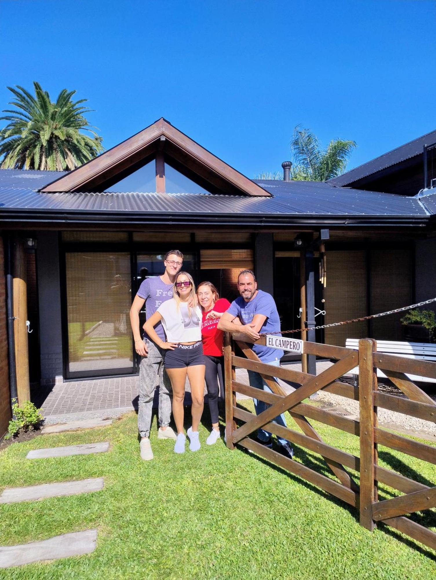 Ferienwohnung Escala Ezeiza Loft Con Desayuno Luis Guillon Exterior foto