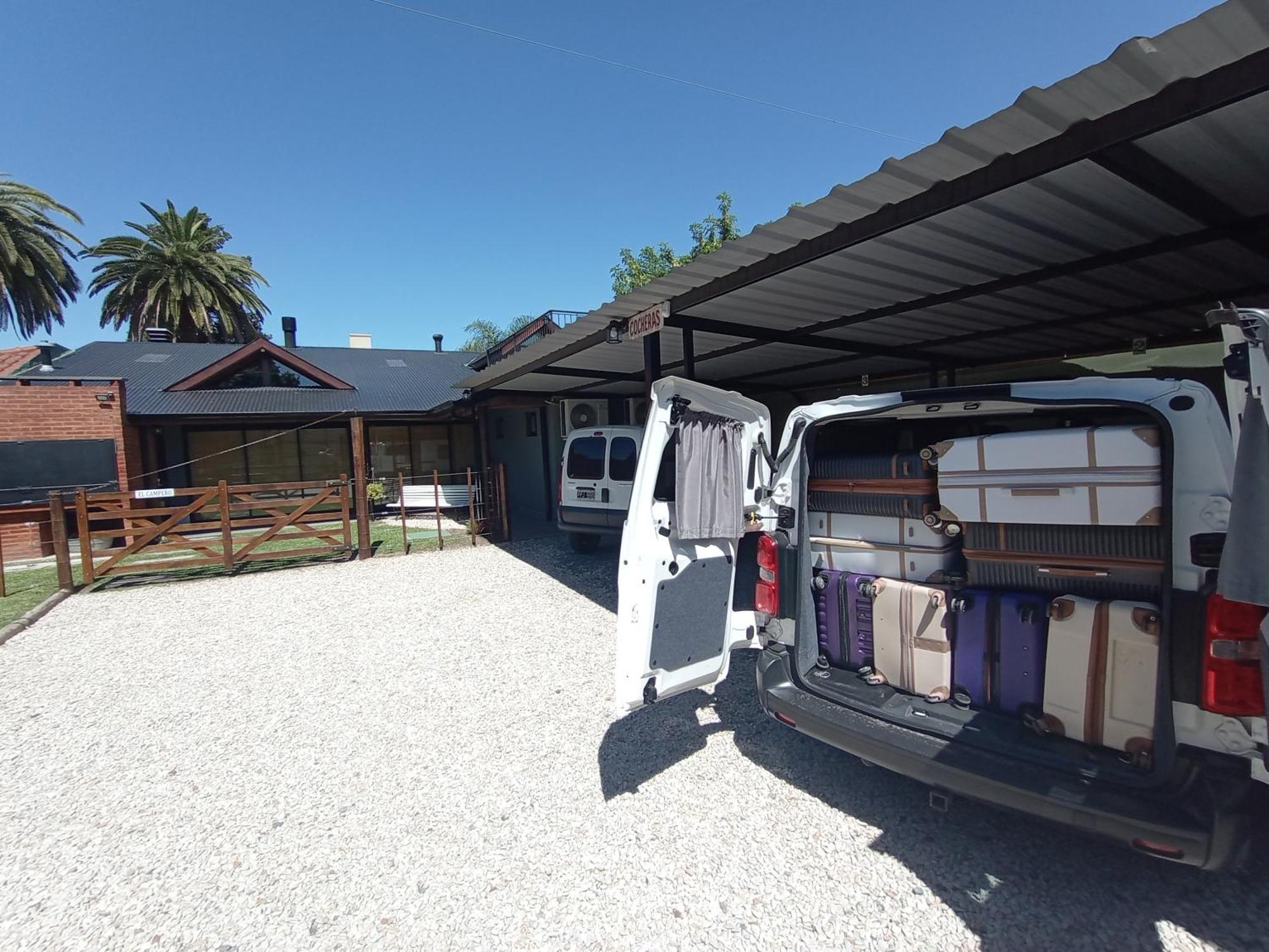 Ferienwohnung Escala Ezeiza Loft Con Desayuno Luis Guillon Exterior foto