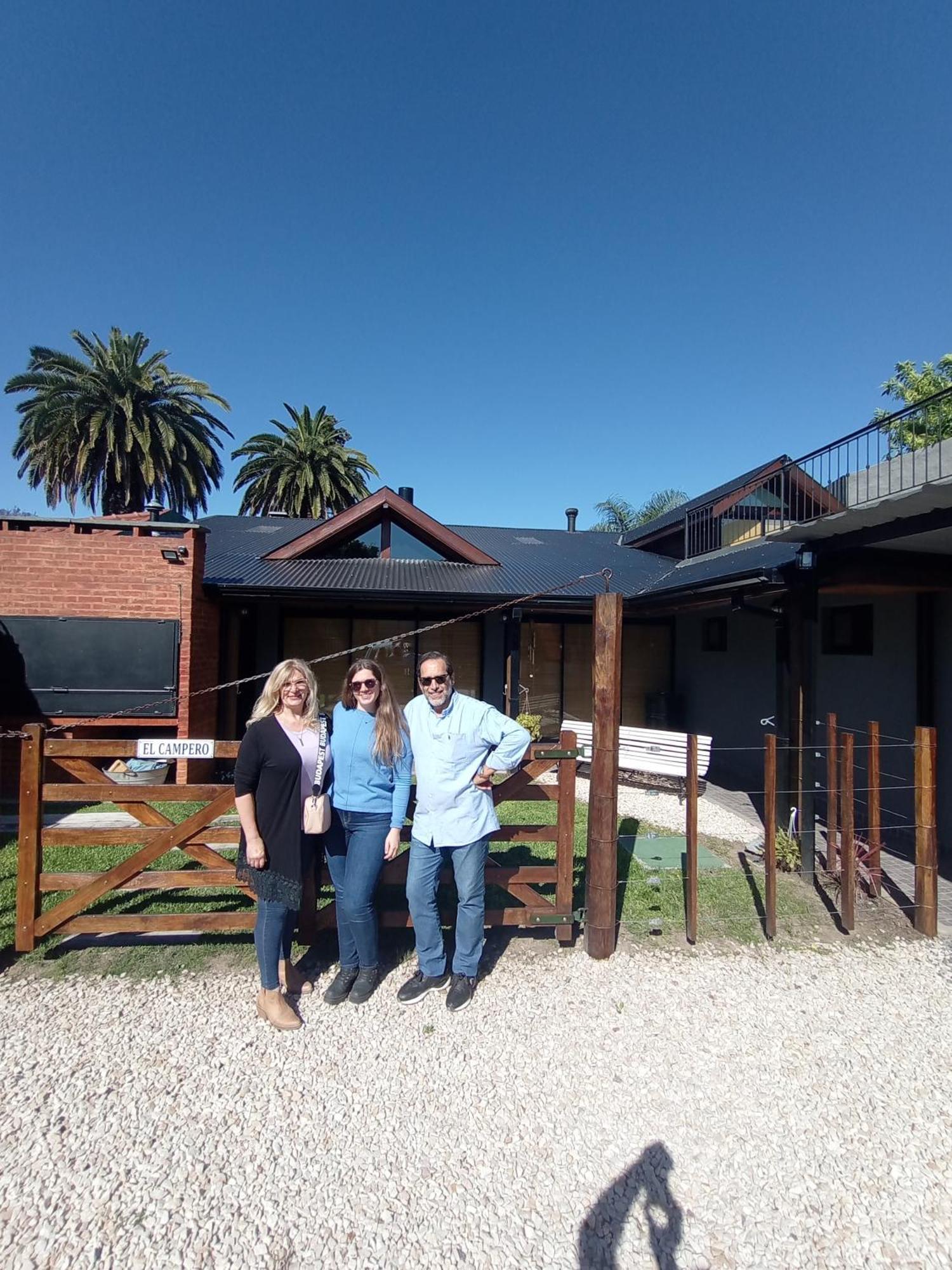 Ferienwohnung Escala Ezeiza Loft Con Desayuno Luis Guillon Exterior foto