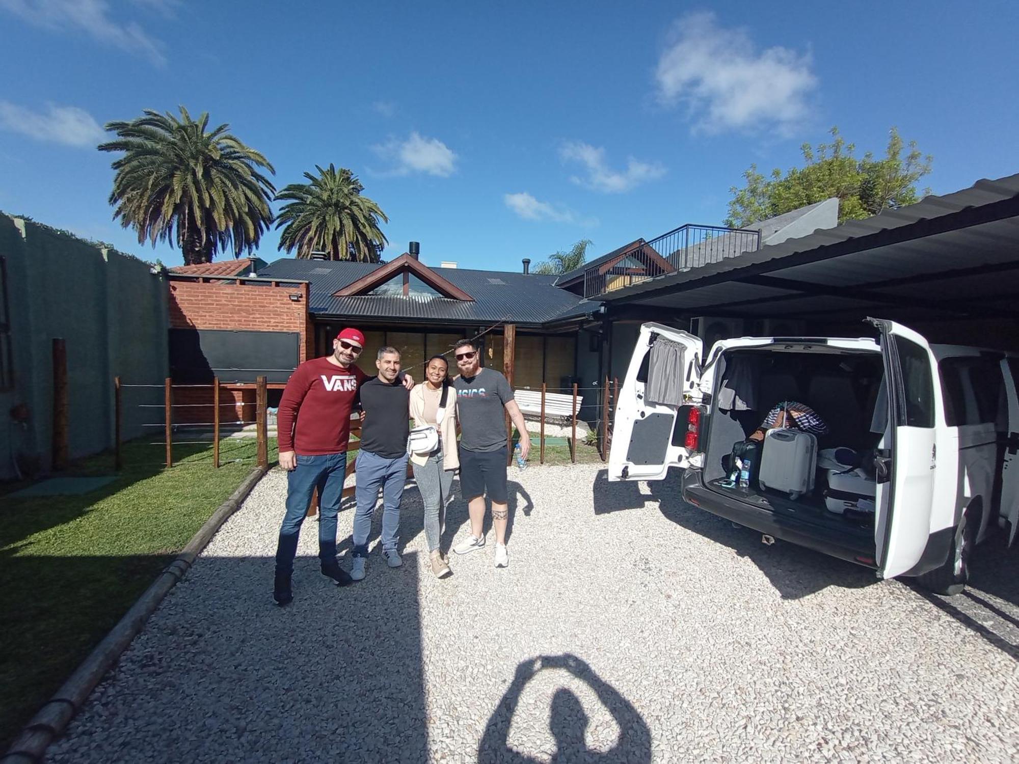 Ferienwohnung Escala Ezeiza Loft Con Desayuno Luis Guillon Exterior foto